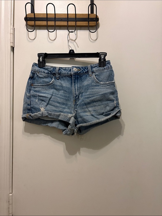 Wrangler Pants - Wrangler Light Wash Denim Women's Shorts - Casual Rolled Hem Size 0/24